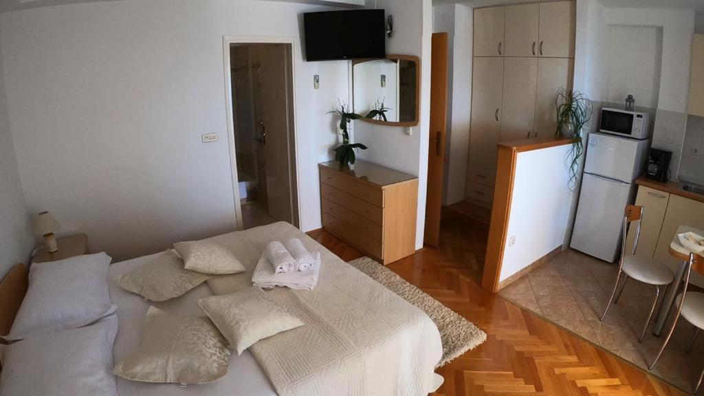 Apartamento Vanja II Tučepi Exterior foto