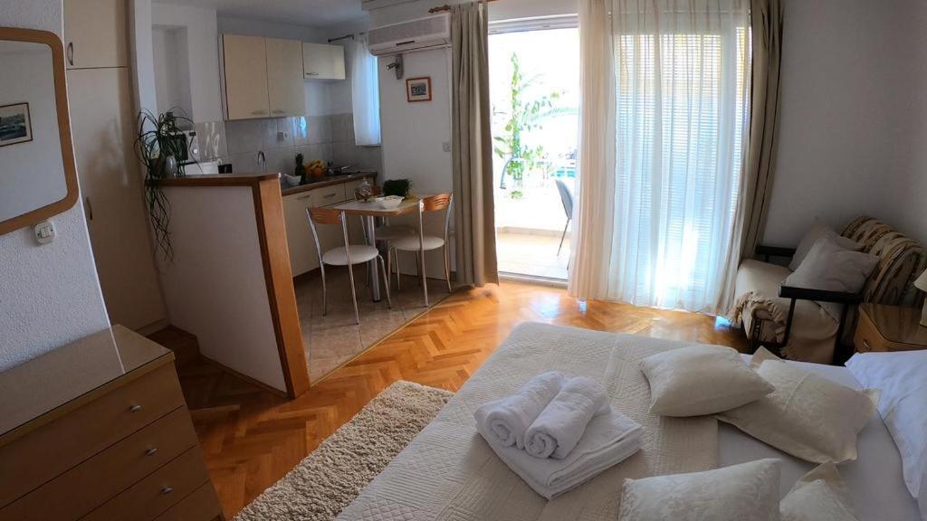 Apartamento Vanja II Tučepi Exterior foto